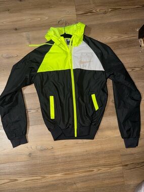 Nike Black Windbreaker Jacket with Neon Yellow Accents